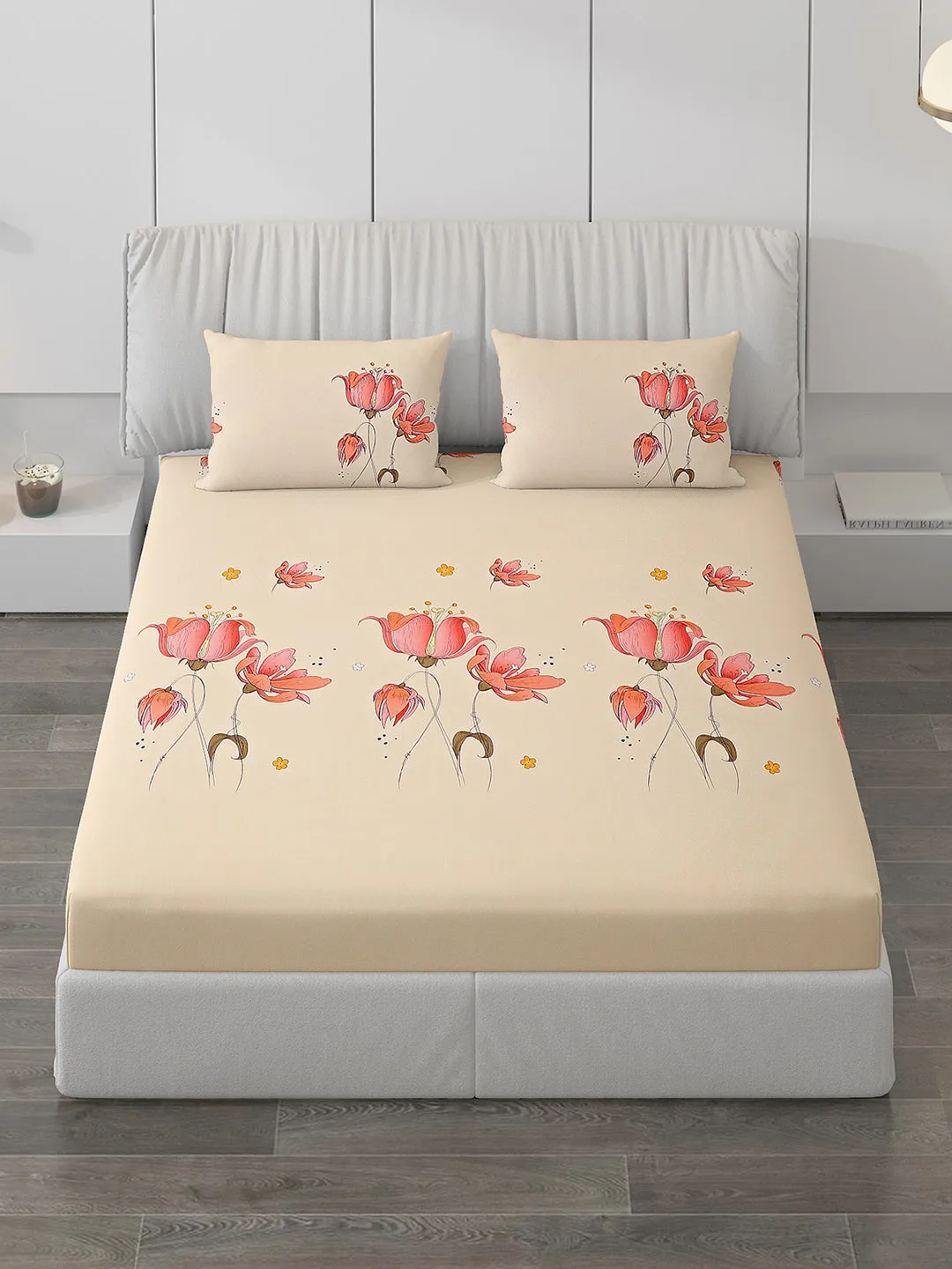 130 GSM Polyester Double Bed Bedsheet with 2 Pillow Covers