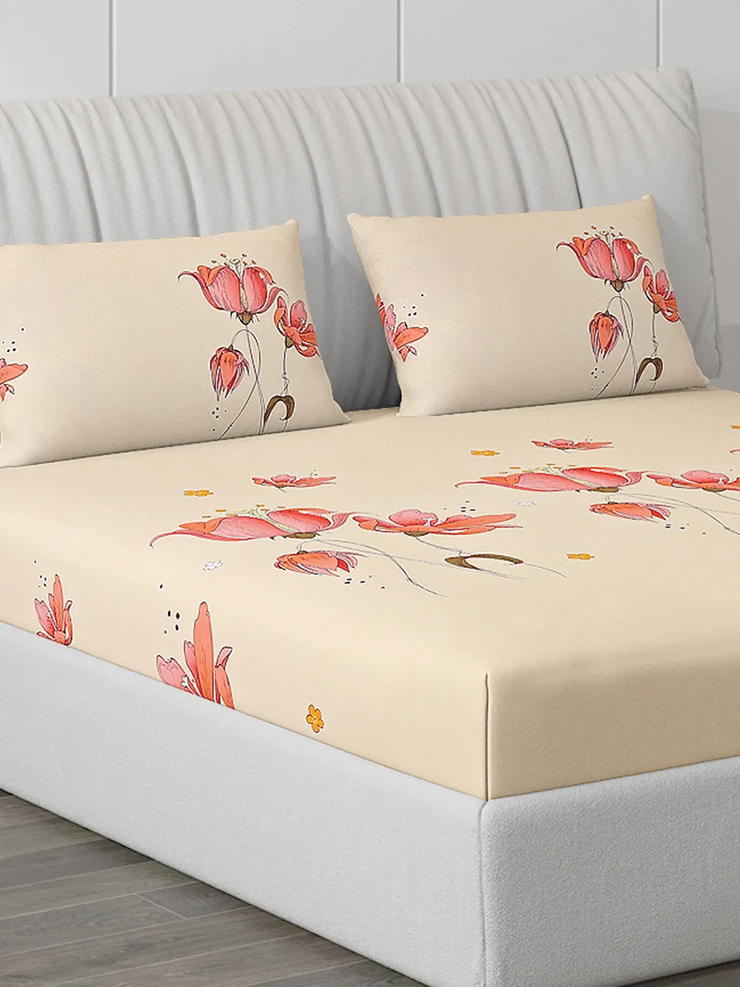 130 GSM Polyester Double Bed Bedsheet with 2 Pillow Covers