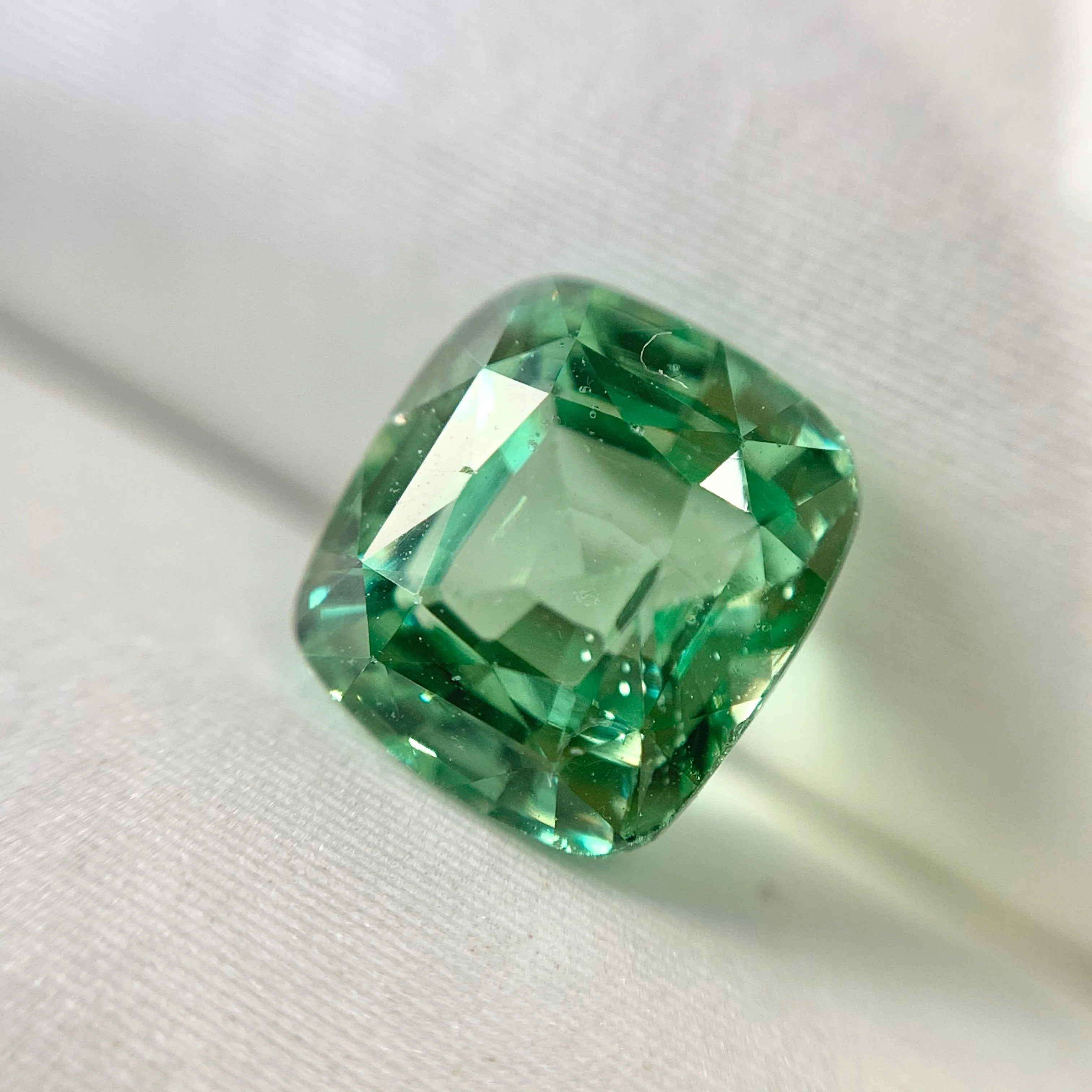 1.50ct Cushion Natural Green Tsavorite No.12024