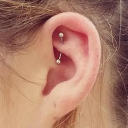 16G Internally Threaded Curved Barbell