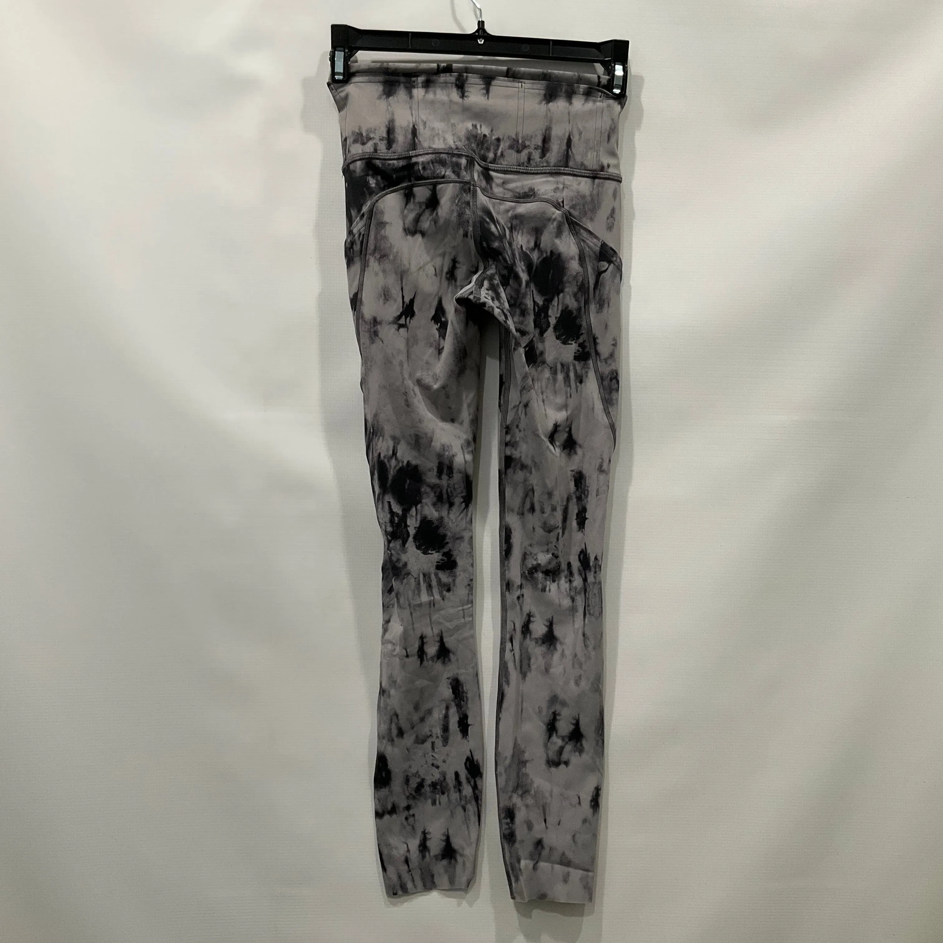 Athletic Leggings By Lululemon  Size: 2