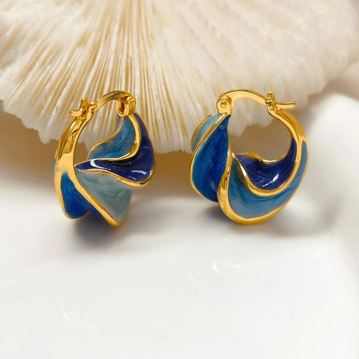 Enamel Twisted Hoop Earrings for Women French Buckle Vintage Earrings Blue Spiral Patterned Wave Earrings Jewelry