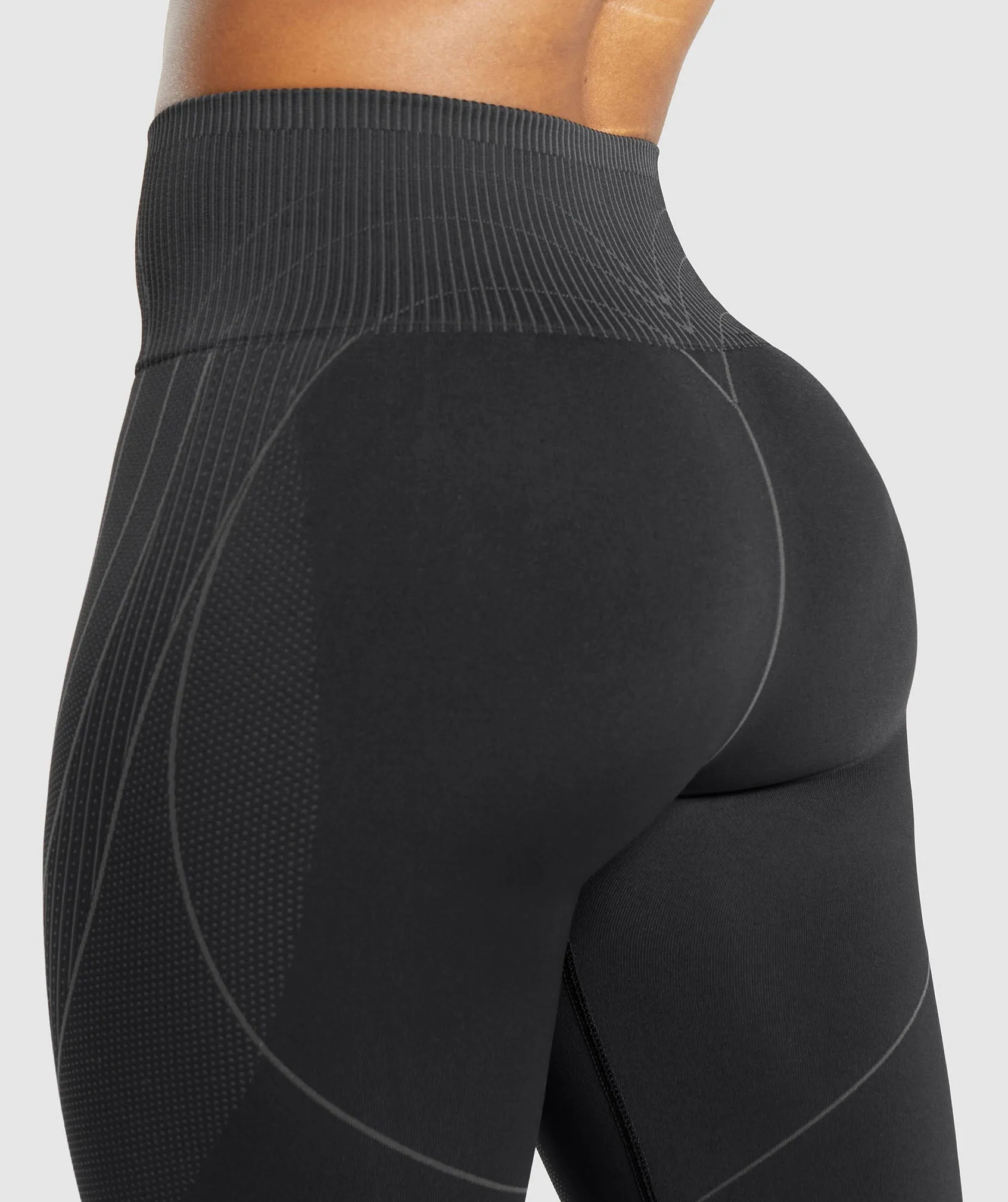 Sculpting Seamless Heart Contour Leggings - Black/Asphalt Grey by Gymshark