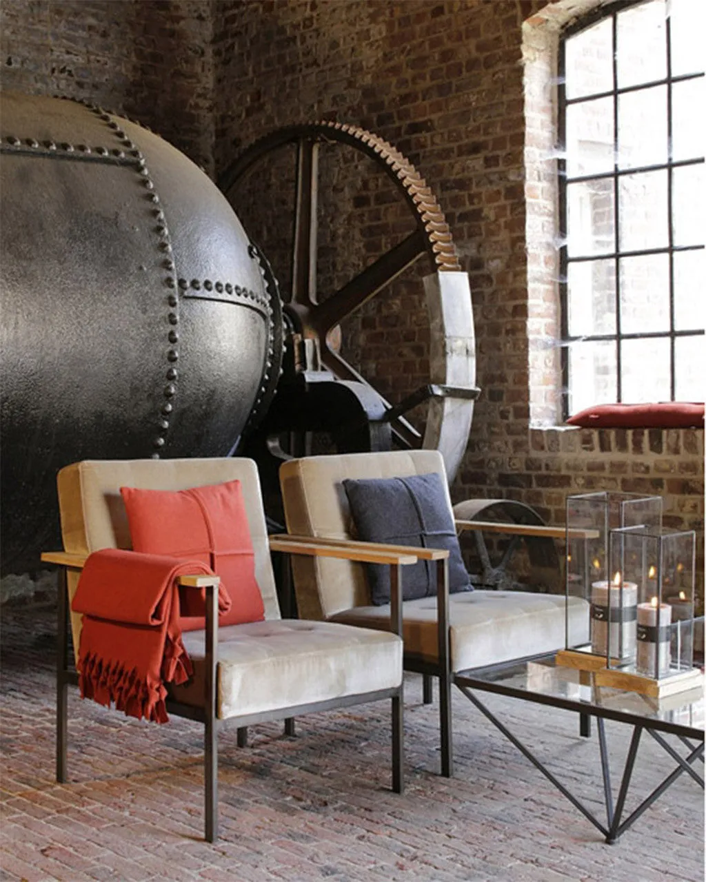 Hambourg Retro Armchair
