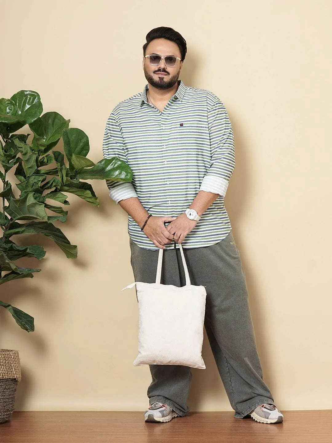 Hardsoda Men Green Plus Size Horizontal Stripes Casual Shirt