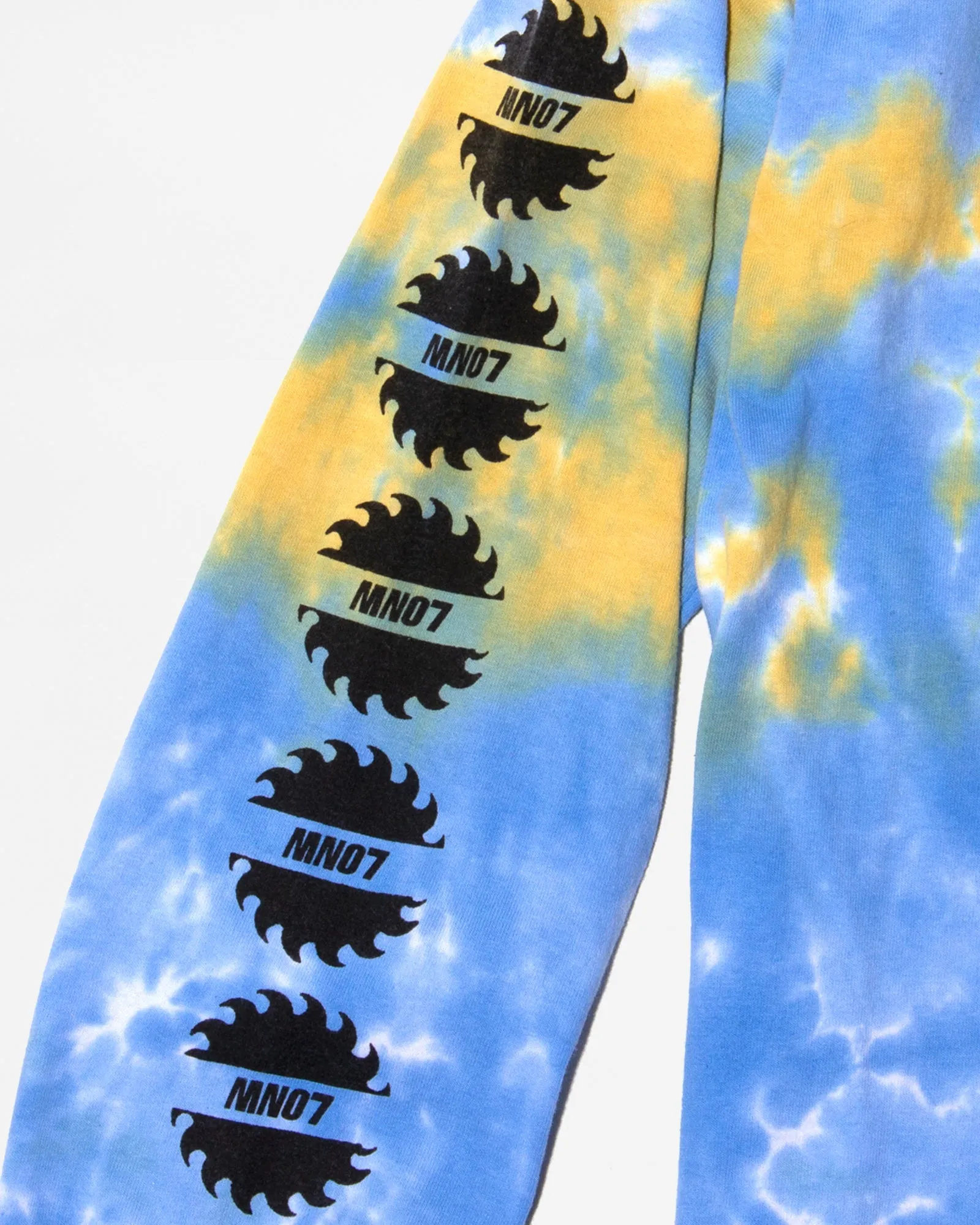 MN07 Blade LS Shirt - Tie Dye