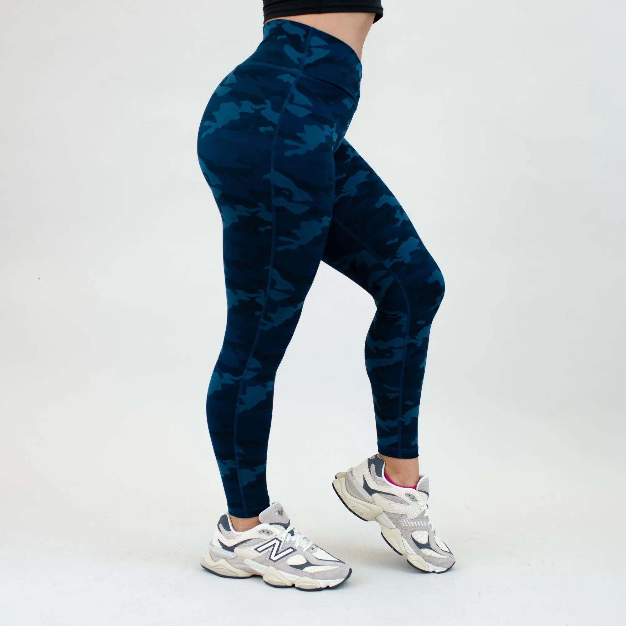 V Waistband Legging 25" - No Front Seam - Mid High Rise